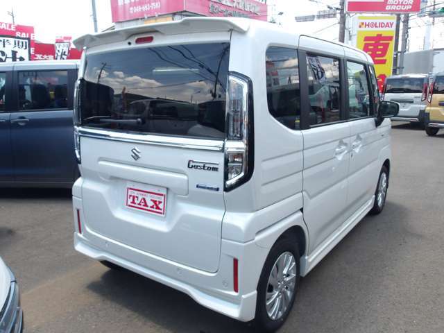 人気の登録済・届出済未使用車やおすすめ中古車を展示中！！各社メーカーの人気の軽自動車・小型車・普通車・大型車まで高須自動車にお任せ下さい！！日々新しい展示車両が続々入荷中です！！