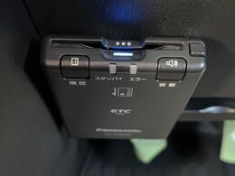 【ETC】高速道路の料金所をストレスなく通過！話題のスポットやサービスエリアに多い「スマートIC」利用時は必須のアイテムです。当店でセットアップを実施、ご納車当日からすぐにご利用いただけます！