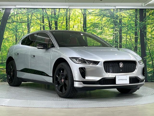 当店の在庫車はすべてジャガーランドローバーの厳しい規定をクリアした認定中古車です。高い品質で安心の中古車。それがジャガーランドローバーの認定中古車です。どうぞご期待ください。