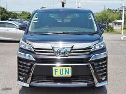 安心のワンオーナー車・内外装とてもきれいなヴェルファイアHV　ZRサイドリフトアップシート脱着タイプ電動式が入庫しました。ご来店・お問い合わせお待ちしております。