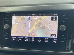 【純正ナビ】一体感のあるナビは、高級感ある車内を演出してくれます。Bluetooth再生などオーディオ機能も充実しておりますので、運転もより楽しめます♪