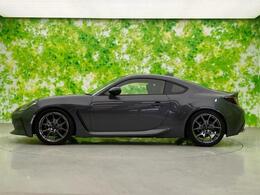 WECARSの在庫ページをご覧いただき誠にありがとうございます！WECARSは「お客様第一」をモットーにお客様のカーライフを全力でサポートいたします！