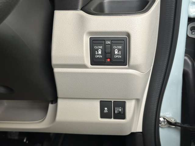 ★料金のお支払いは納車日の前日迄で大丈夫です！契約後最長3ヶ月まで当社にて保管できます。欲しい車が在庫である時がお買い得です！在庫の確保はお早めに！