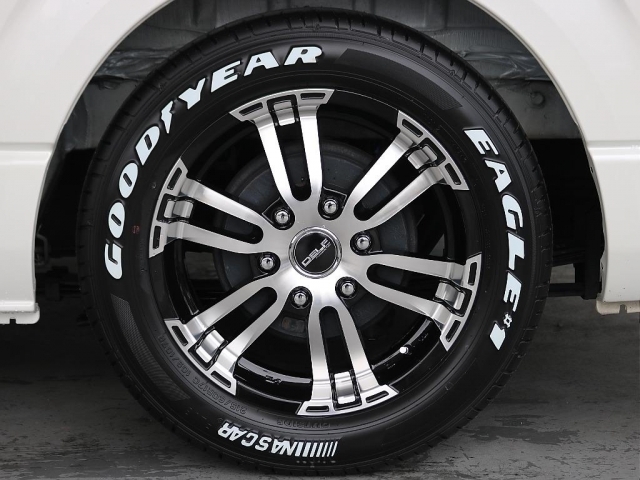 デルフ02・17インチAWにナスカータイヤを組み合わせました！