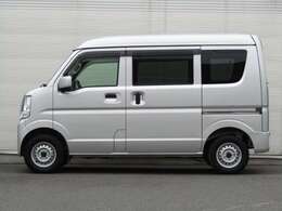 【初めてご購入の方】当社ホームページ「クローバーランドカーズ」で検索！☆簡単審査！全車両ローン仮審査機能付き　☆ご来店予約　☆新着車両　☆ご購入の流れ　など情報満載です。LINEでのお問合せもOK