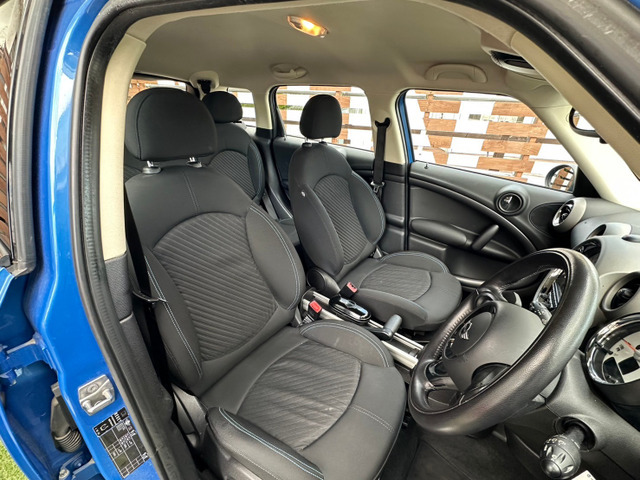 その他カスタムも可能です。納車前にETCやナビ、その他社外品の取り付けなど、ご希望がある場合はご相談下さい。