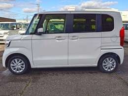 新車と同様の保証（有料）がつけられます。また各地域の店舗に最新の大型整備工場とプロメカニックが常駐しておりアフターメンテナンスもお任せください。