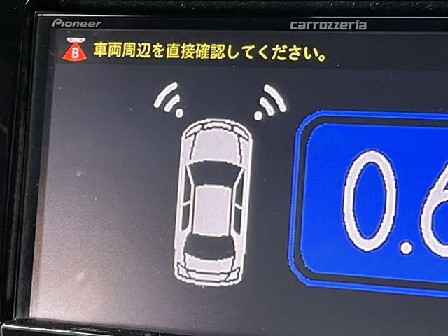 【コーナーセンサー】付きですので障害物に近づいたときに音で知らせてくれるので便利な機能です！！