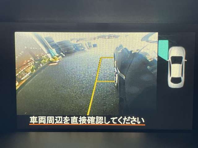 【サイドモニター】装備で死角側も安心ですね！細い道を通る時なども便利です☆