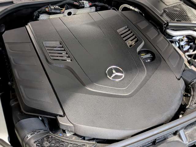 ボディカラー、グレード、オプション装備・価格など総合的に価格以上に価値を感じていただける車両を中心に仕入れをしています。多数のラインナップからお気に入りの1台をお買い求めいただく事ができます。