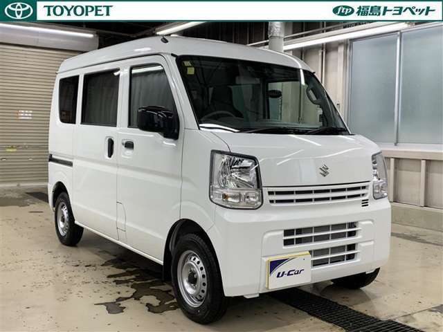 中古車の総合評価や内外装の状態などをひと目でわかるよう、プロの検査員が実施した「車両検査証明書」をご用意しています。