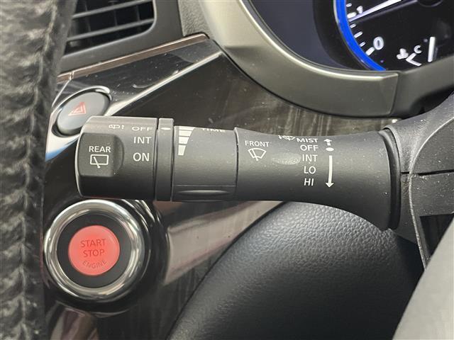【運転席操作部】快適なドライブを楽しむための機能が装備されています！運転席から触れるので、使いやすいです！除菌プランいれていただくと、さらに清潔で安心していただけます！