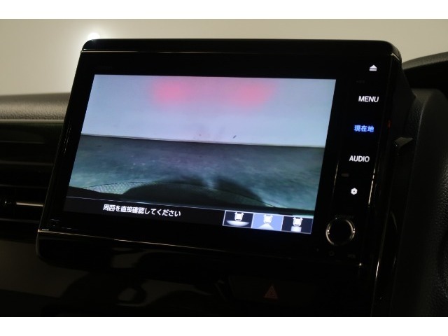 ◆◆バックカメラの画像です。車庫入れの安心感がアップしますね☆