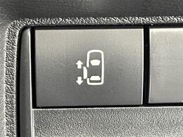 【運転席操作部】『運転席周辺の装備』の画像になります。快適なドライブを楽しむための機能が装備されています！運転席から触れるので使いやすいです！