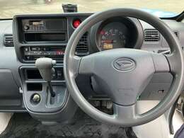 もちろんガソリン給油や洗車だけでもOKです！お気軽に当店へ遊びにいらしてください！