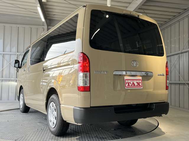 ☆ユーザー買取車両☆　当店のお車は全て一般ユーザー様より買取りさせていただいた新鮮なユーザー買取車両です！　毎日新しいお車が入荷するため各車両約6～8週間の期間限定販売となっております！