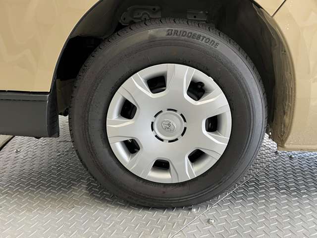 ☆左前タイヤ☆