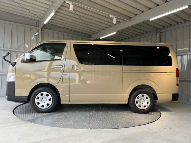 お子様用の広いキッズルームも完備しております！！ファミリーのお客様もゆっくりとお話しができる空間をご用意しております！店内は禁煙ですのでご安心下さい！