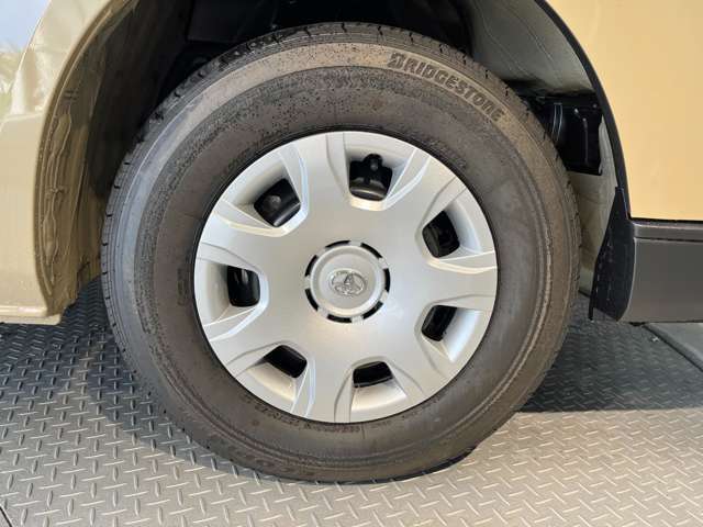 ☆右前タイヤ☆