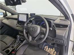 見通しのよいすっきりとした視界で、誰でも運転しやすいです。運転のしやすさは疲れにくさにも繋がりますよ♪