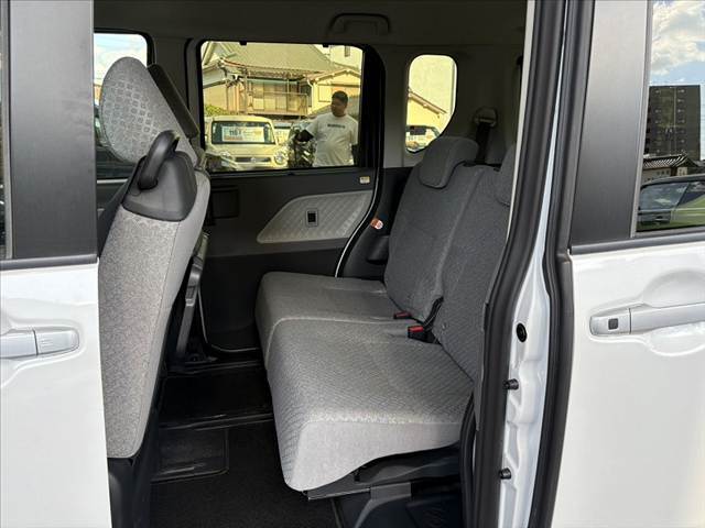 店頭ではBUDDICA PHOENIX（バディカフェニックス）のグッズ、キッズコーナーも完備、選べるフリードリンクを準備してお待ちしております♪無料査定いつでも実施中★予約いただくとスムーズです★