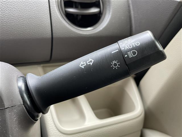 【エアコン】『エアコン装備』の画像になります。暑い夏でも寒い冬でも、車内に快適な空気を届けるので、いつでも快適な車内空間を創り上げます！