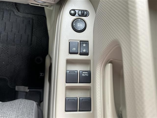 【フロアマット】『フロアマット』の画像になります。写真の内容に関してご不明点、ご質問等がございましたらお気軽にガリバー店舗までお問い合わせください。