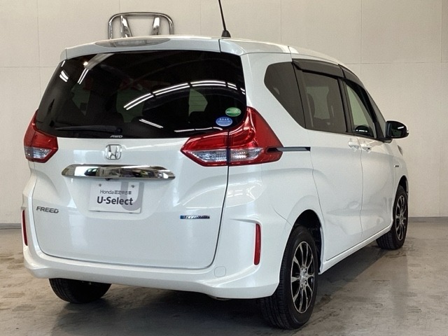 購入後も自社指定整備工場完備でお客様の愛車をしっかりサポート致します！御納車時には安全かつ安心してお乗り頂けるようホンダ専門知識を持つ整備スタッフが点検・整備・装備も説明をしてお渡ししております。
