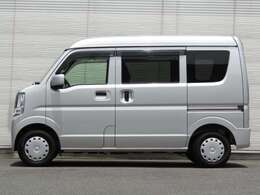 【初めてご購入の方】当社ホームページ「クローバーランドカーズ」で検索！☆簡単審査！全車両ローン仮審査機能付き　☆ご来店予約　☆新着車両　☆ご購入の流れ　など情報満載です。LINEでのお問合せもOK