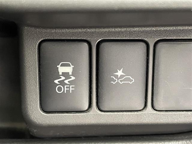 【運転席操作部】快適なドライブを楽しむための機能が装備されています！運転席から触れるので、使いやすいです！除菌プランいれていただくと、さらに清潔で安心していただけます！