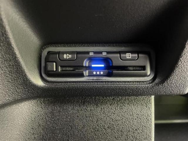 国産車から輸入車まで多様なお客様のニーズのお応えできるように、全国規模で豊富な在庫展開！車のことならWECARSへ！