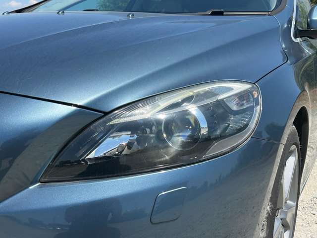 【ヘッドライト】当店はヘッドライトを磨いてからご納車致します！