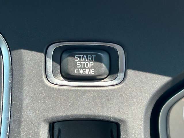 【プッシュスタート装備車】ボタン一つでエンジンの始動が可能になっております！
