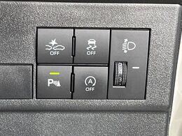 【クリアランスソナー】バンパーに付いたセンサーが障害物を検知！一定の距離に近づくとアラートで教えてくれます♪狭い駐車スペースや車庫入れ時も安心ですね☆