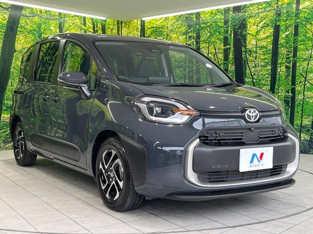 大好評のボディコーティング「弾スプラッシュコート」もご納車までに施工可能。通常のガラスコートと異なる、耐久年数6年の無機質ガラスコーティングが、ボディをキレイな状態に保ってくれます。