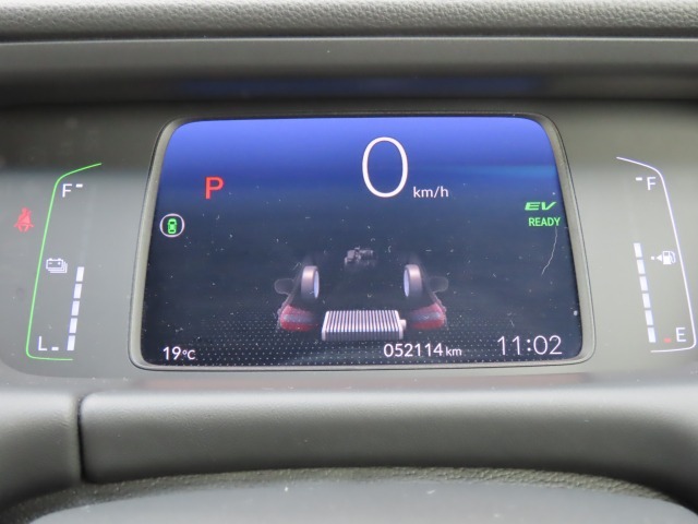 ハイブリッド車専用メーターです！