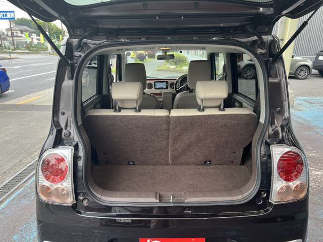 信頼と安心のアップルです。当店で買取をした車を厳選して並べさせて頂いております！下取りのご相談もお気軽に御相談ください！御不明な点・ご質問はお店までご連絡を下さい。無料電話　0078-6003-118510　です。