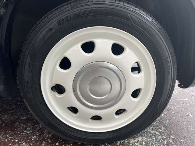 信頼と安心のアップルです。当店で買取をした車を厳選して並べさせて頂いております！下取りのご相談もお気軽に御相談ください！御不明な点・ご質問はお店までご連絡を下さい。無料電話　0078-6003-118510　です。