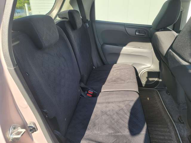 【お客様クチコミより】　軽自動車が欲しくて観に行ったのですが種類豊富でいいのを選ぶことができました。　担当の方も丁寧でわからないことを詳しく説明してくれた。満足に車を購入することができました。