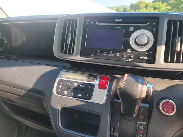 【お客様クチコミより】　　中古車購入が初めてであったり、遠方地からの購入という事もあり、かなり不安でしたが、対応も良く何の不自由も無く、購入できました。