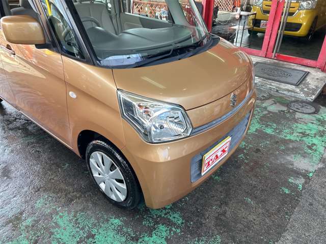 TAXは、プロの技術とプライドをもって、一物一価といわれる中古車に「安心」をお付けして、日本全国の皆様を笑顔にするカーライフをお届けします。