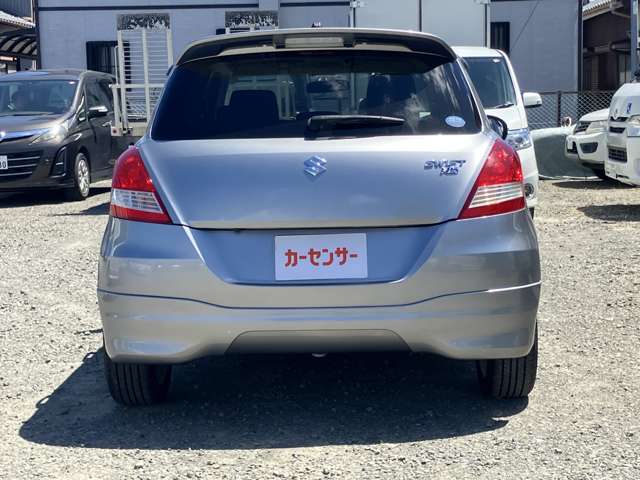 納車前には、点検整備実施、エンジンオイル、オイルエレメント、ブレーキオイル、ワイパーゴム、バッテリー、エンジンオイル添加剤、燃料添加剤、ラジエーター添加剤・ここまでが最低交換部品です。