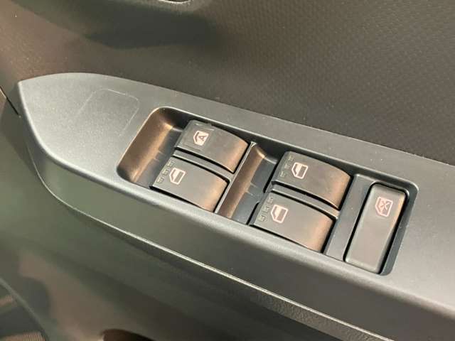 お客様のご要望に合わせ、点検・車検の案内やその後の調子伺いなど、メール・コールセンター・担当スタッフがもれなく行います！