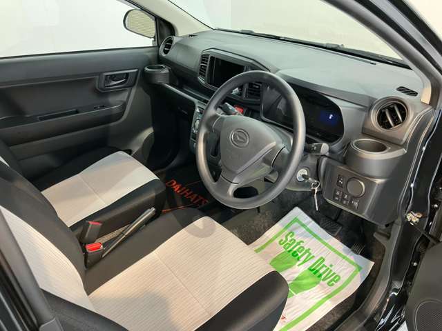 大事な愛車で特別な日をより楽しく、いつもの毎日をさらに快適に過ごせるようスタッフがお手伝いします♪
