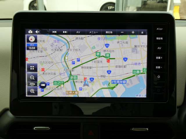 操作性の良い日産純正メモリーナビ。