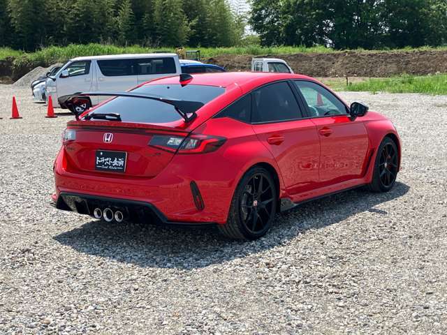 TYPE R Racing Black Packageが入庫しました！