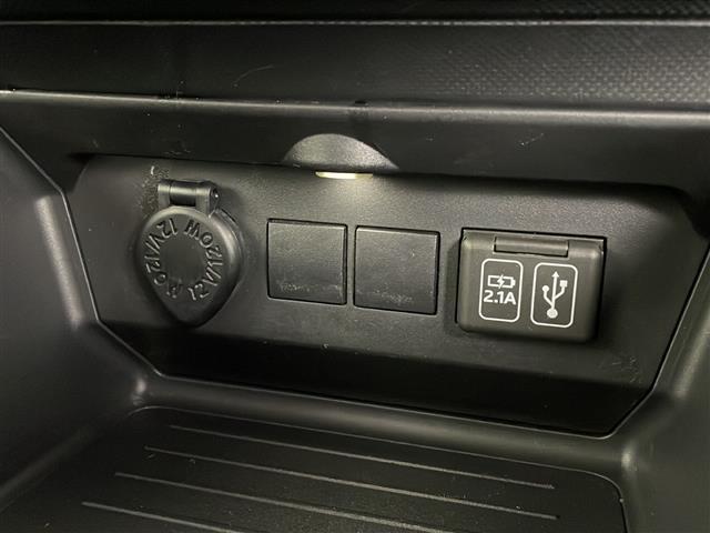 【運転席操作部】快適なドライブを楽しむための機能が装備されています！運転席から触れるので、使いやすいです！除菌プランいれていただくと、さらに清潔で安心していただけます！