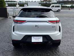 お忙しく実車確認できないお客様にも安心してご購入頂けるクオリティを目指しております。全国の正規ディーラーで保証が受けられます。
