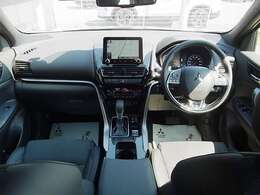 ブラック基調のスポーティーなインテリア！