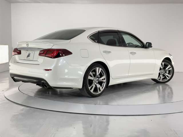 当店は安心の【点検整備付き】【無料保証付き】【第三者機関品質評価書付き】！表示総額でお乗り出し出来ます！！